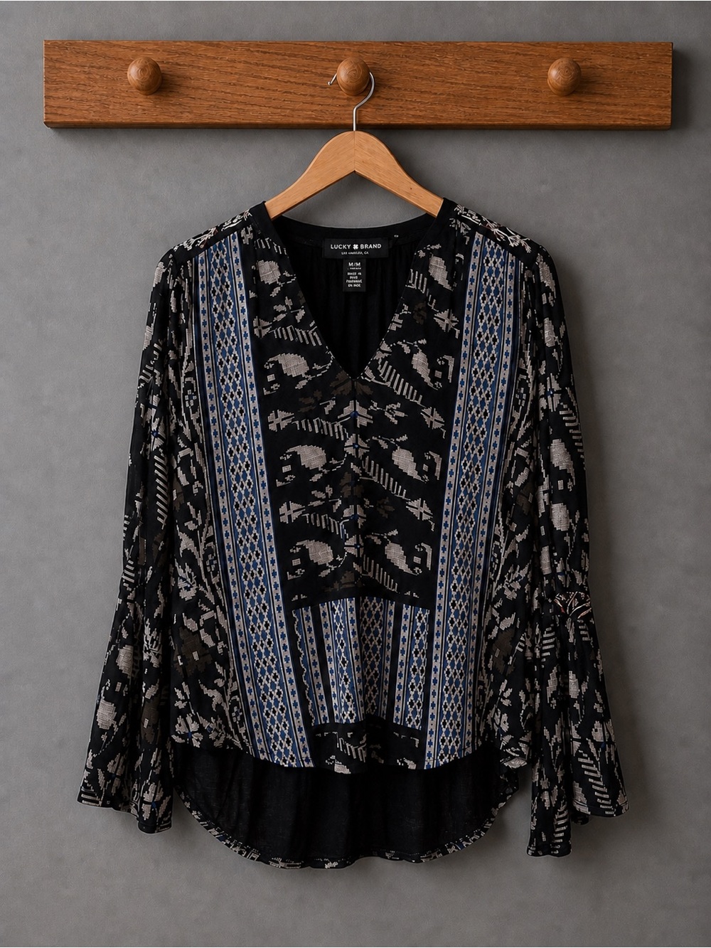 Lucky Brand Boho Tribal Print  Blouse M Black Blue Bell Sleeve